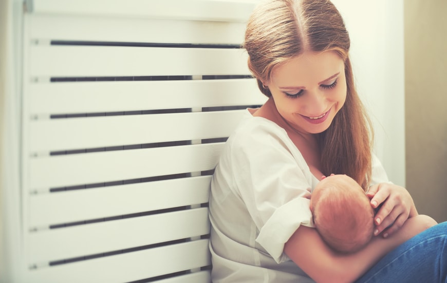 nuôi con bằng sữa mẹ giúp giảm mỡ bụng sau sinh